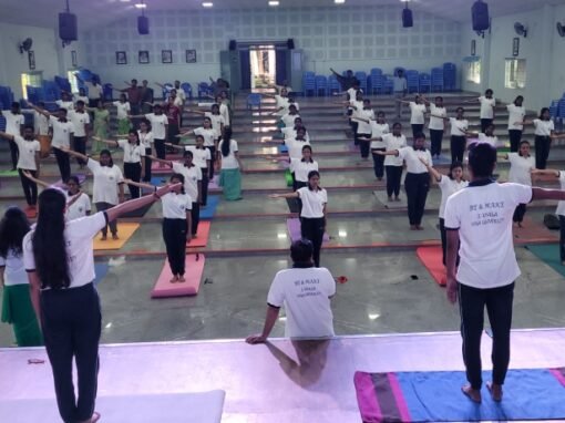 Report on Yoga workshop: "Stress management through Cyclic meditation" – photo 1